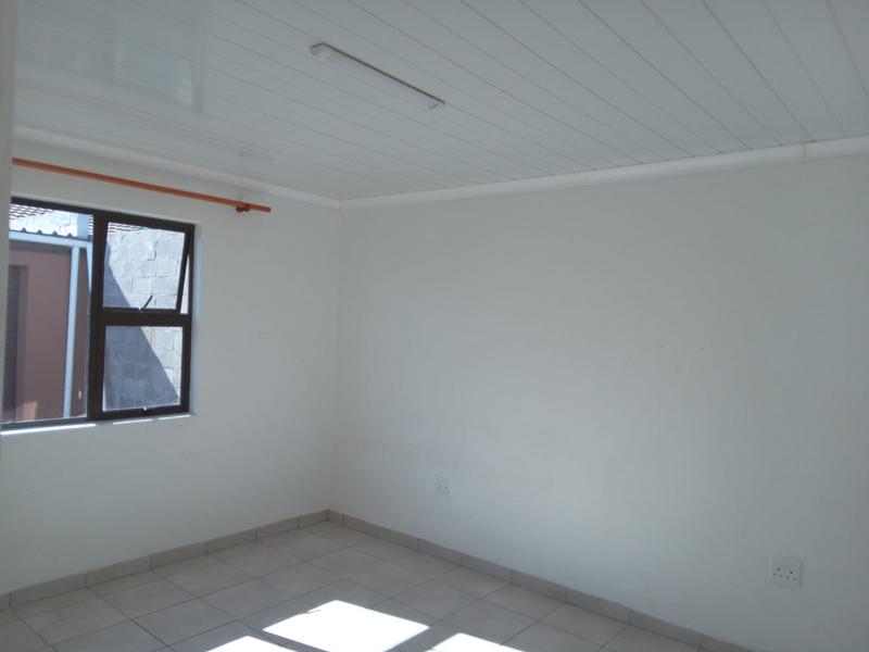 To Let 2 Bedroom Property for Rent in Highbury Western Cape